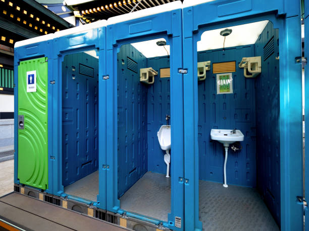 Best Portable restroom trailer rental  in Winter Garden, FL